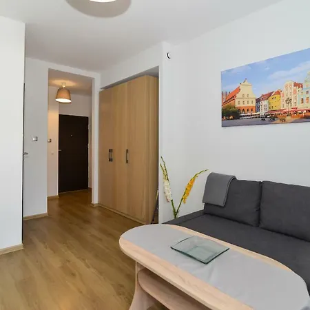 Old Town Apartment *